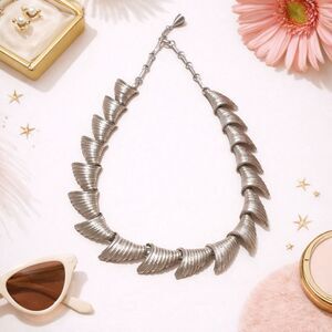 Vintage Coro Silver Tone Mid Century Choker Necklace